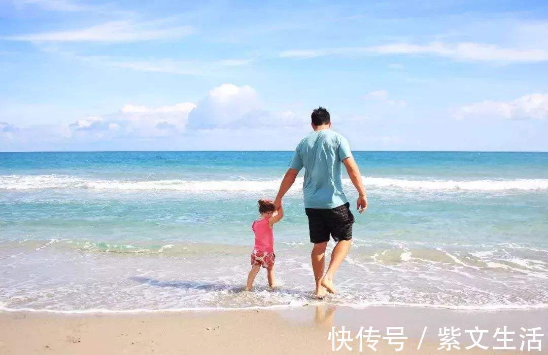 画面|让老公带一天的娃,妈妈上车看到这画面愣住:这是谁家孩子?