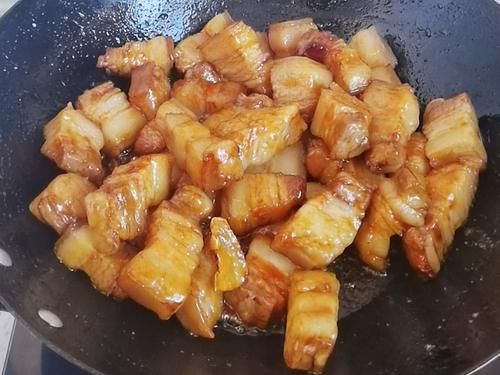 年夜饭“硬菜”-不加1滴水的红烧肉，入口