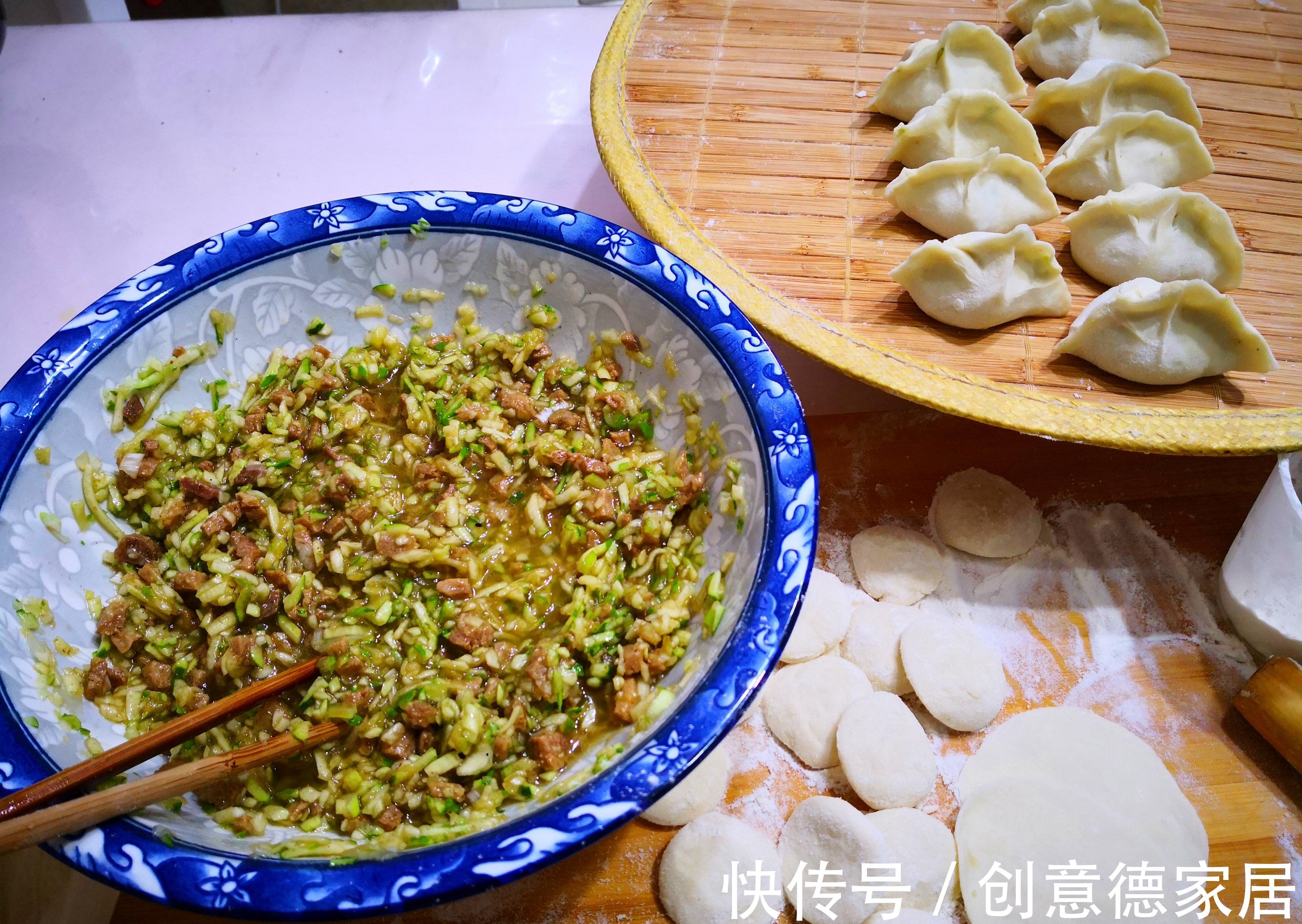 10月此菜正当季,才5毛一斤,健脾养胃营养高,包饺子比韭菜都鲜