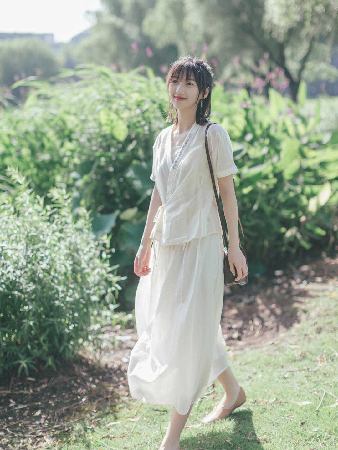 衣服|不挑年龄的基础款,可以这样穿搭,不仅简约还时尚