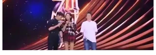 何炅|可以寫進(jìn)教科書的主持人“救場”，何炅機(jī)智解圍