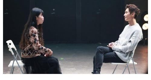 TME live「一個(gè)人的音樂(lè)會(huì)」第一季收官之作感動(dòng)上演，陳楚生一對(duì)一獻(xiàn)唱