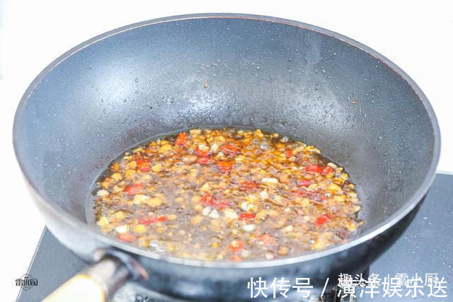 给儿子做了道下饭菜,爷爷想要尝尝,儿子说给一头猪都不换