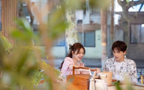 李柄熹被吐槽吃软饭,张雨绮称芒果恶意剪辑,两人退出录制太霸气