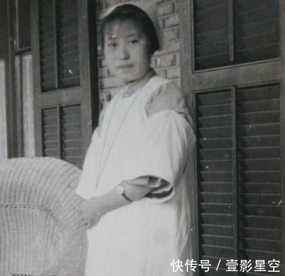 竟是|开国少将的爱情,他因伤住院看女护士眼熟,仔细询问竟是自己妻子