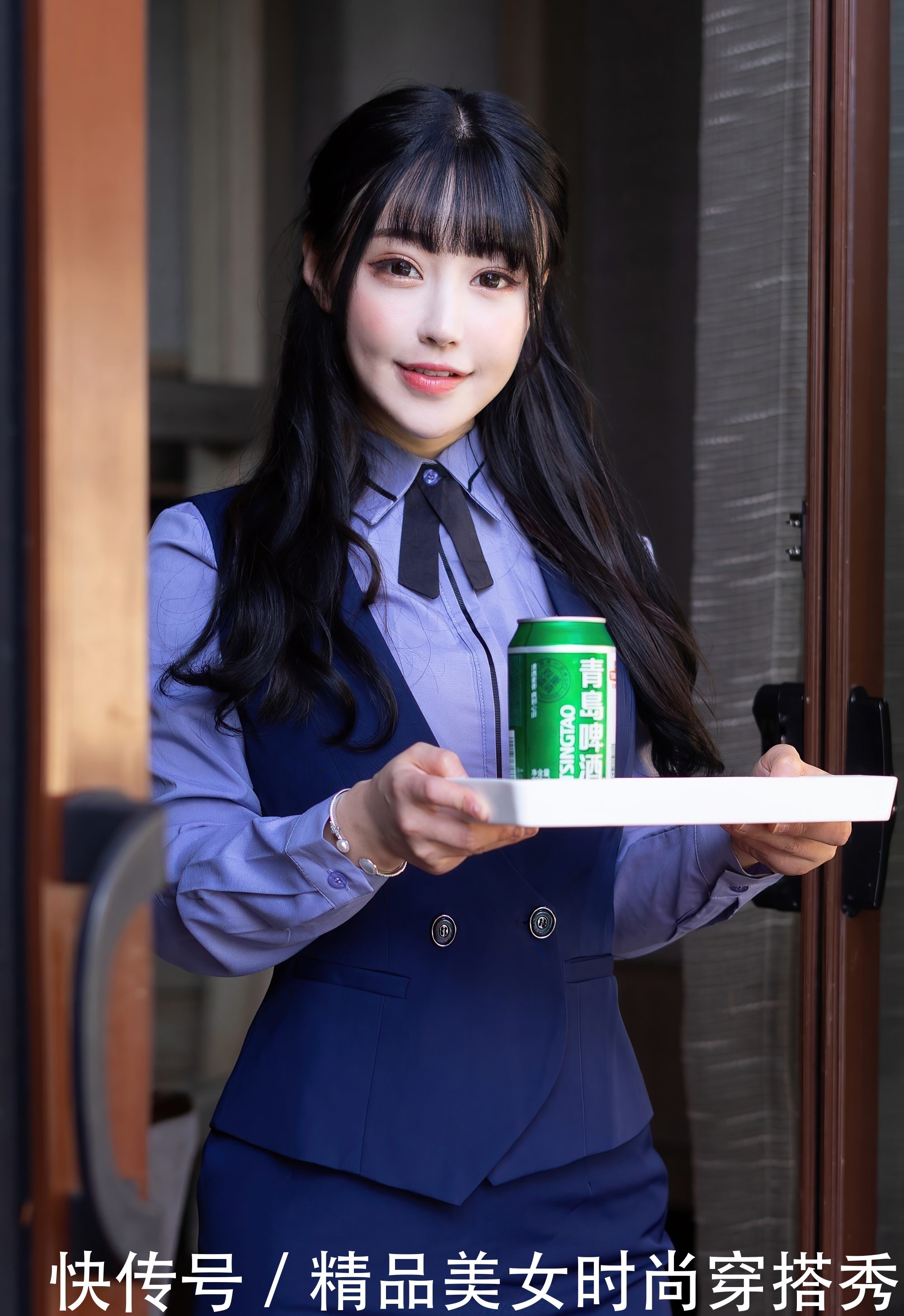 职场|职场穿搭不同色彩的套装,让你的职场生活增光添彩,绽放女性魅力
