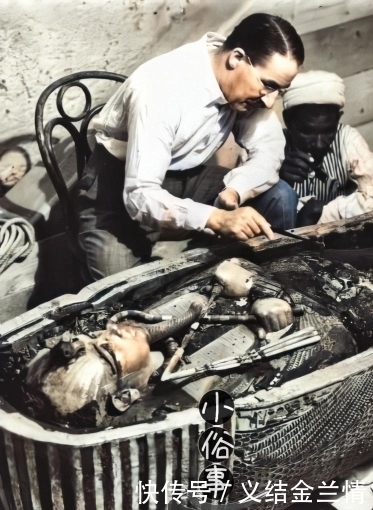 地中海|上色老照片,图三是剪着地中海发型的日本浪人,图八是图坦卡蒙王的棺木出土