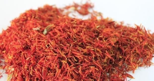 泡脚加上它，80岁都不长白发，美容抗衰老！都是家庭常备物！