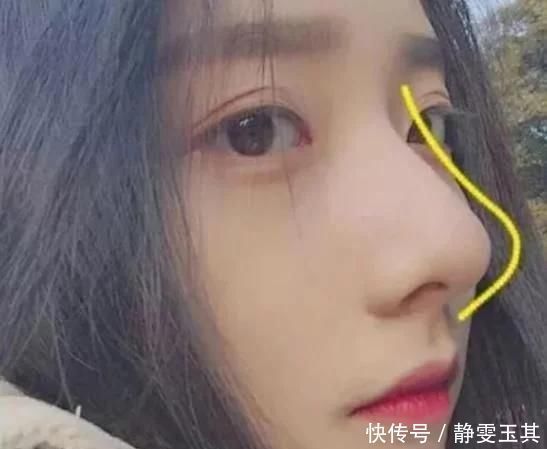 青春期女孩“贼伤鼻子”的3大行为，自认为很舒服，难怪异性缘会归0