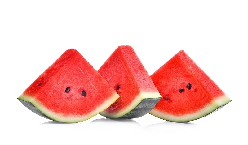 胃不好的人，5種食物最好管住嘴，減輕胃部負擔，身體更健康