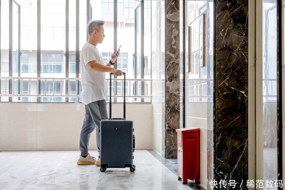 评测|地平线8号行李箱评测:高端大气上档次,商务出行好搭档