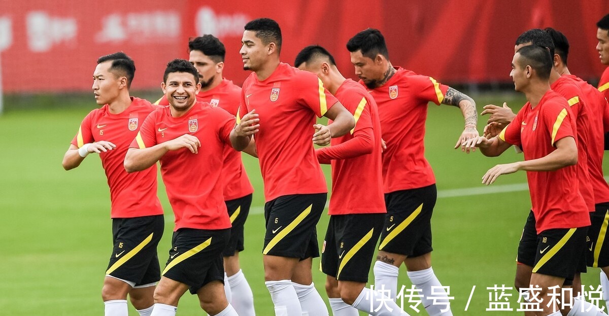 巴伊亚新闻网|“国脚留洋或失败”,有望重返中超冠军球队!国足李霄鹏或受益!