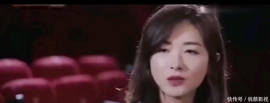 吐槽大会中，李诞恨了易立竞十年，当看到其采访风格，活该吧！