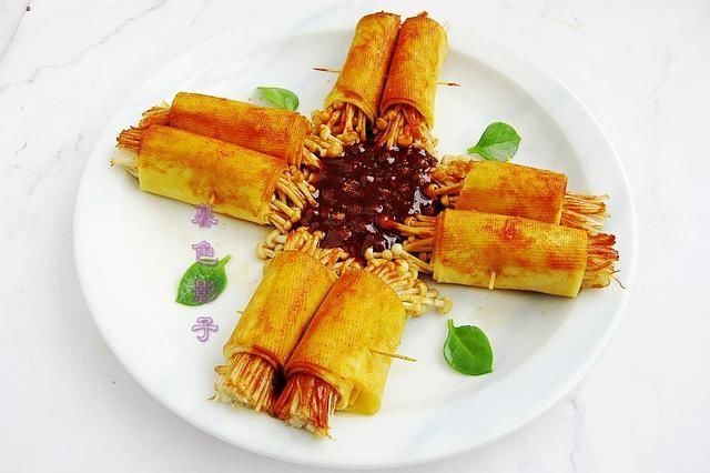 立夏之后，這菜要多吃比鈣片都好，10分鐘做一鍋，特省事