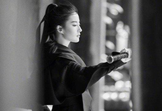 花木兰|花木兰从军10余年,为何没人识破她的女儿身?只因没人敢说