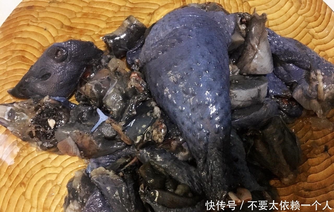 椰肉|夏天炎热，教你做营养又下火的鸡汤，钾含量足，连喝3碗才过瘾