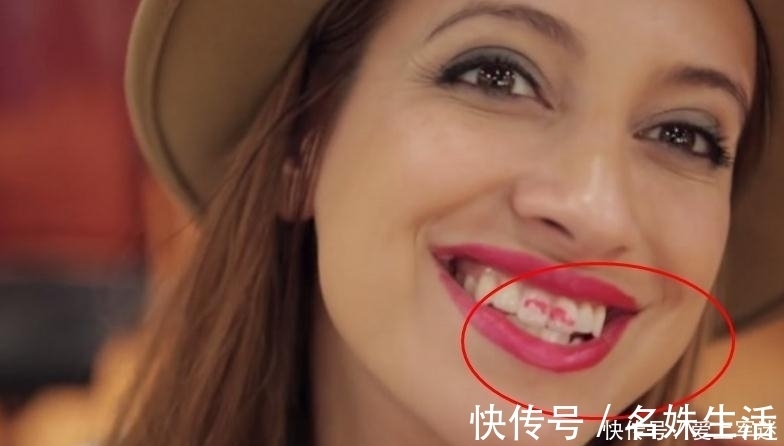 唇膏|直接涂口红的女人太傻了,学会这几招,一整天不沾牙不沾杯不脱色