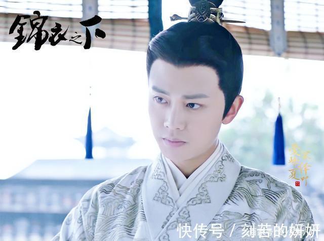 今夏因为陆绎擅作主张而生气,他要如何哄她呢,来看看陆绎的套路