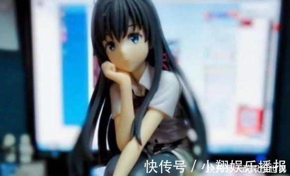 泡面|这几款手办太实用了,不仅可以压泡面,还能当膝枕躺着睡觉