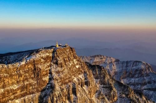 【新闻纪实】津门网李豫龙:峨眉“冬韵”