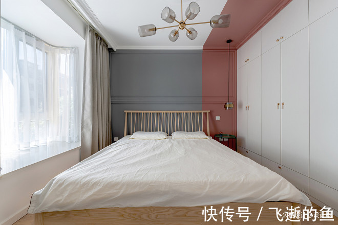 隔断|少见100㎡三居改两居，大胆配色尽显高级