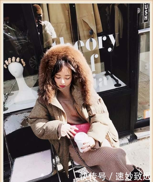 羽绒服+裙子,大衣+裙子,秋冬怎么搭更好看