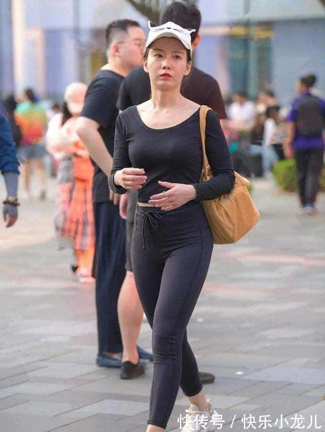 身材 打底裤穿出高级感,每一种都能穿出不同的味道,好看又简单