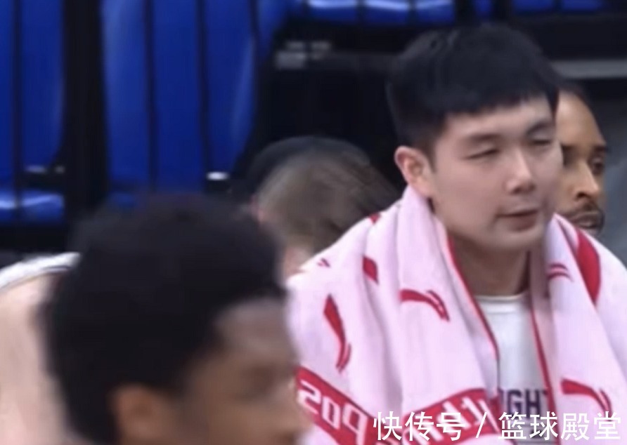 兰兹博格|北控虐四川!老马头顶反光,孙桐林乐开花,赛后一幕展团结氛围