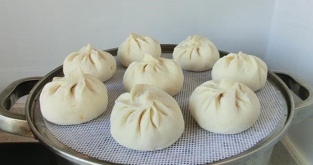 蒸包子，记住“5点窍门”，包子蒸好蓬松饱满，像买来的一样
