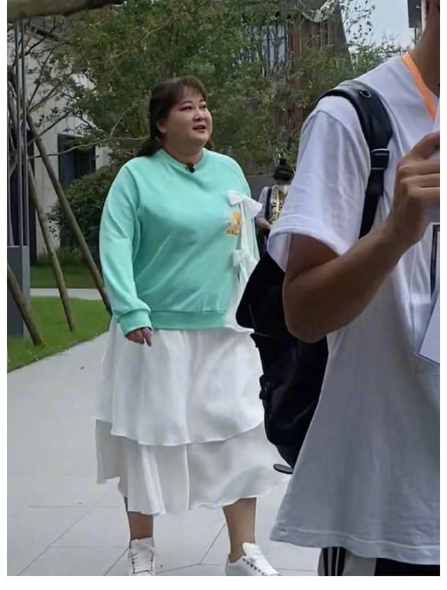 節(jié)目|笑點(diǎn)歸來(lái)！《青春環(huán)游記3》路透照曝光，楊洋、賈玲、范丞丞亮相