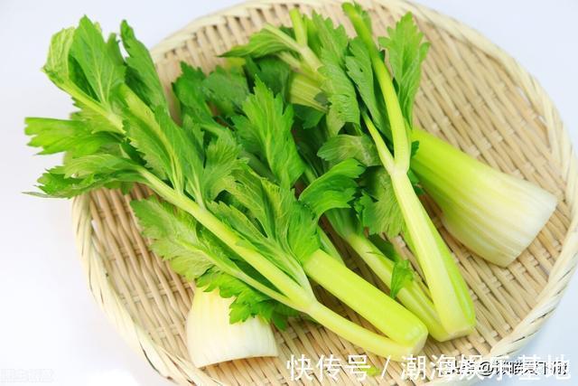 菠菜|炒菜时,这7种蔬菜必须焯水,为了家人好,这一步再懒也要做
