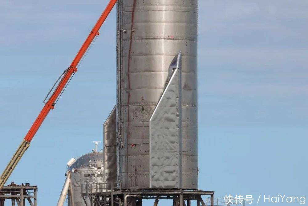 马斯克的火星飞船试飞,结果又炸了,问题出在哪儿?