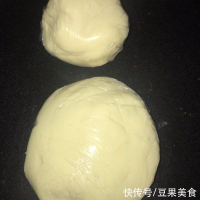 油皮|酥到掉渣的苏式鲜肉月饼（中级西点师开酥法）