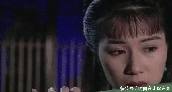 金庸给了她绝世美貌,天下无敌的老公,她却因一支珠钗爱上别人