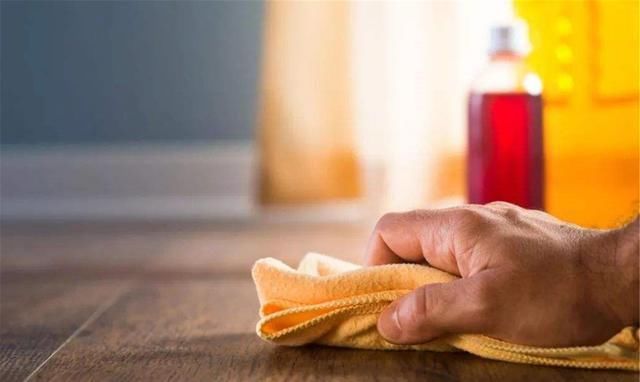 蚊虫|一觉醒来,儿子被蚊子咬成“香肠嘴”,妈妈心疼又不知所措