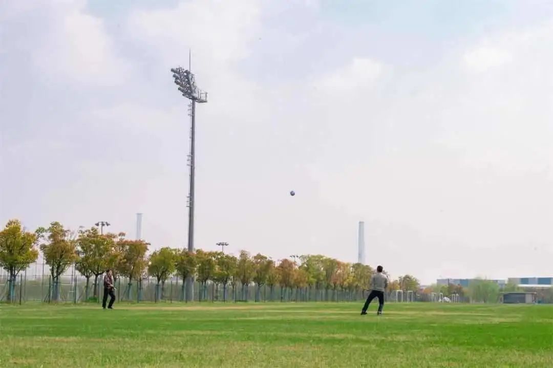 中薪|天呐！听说最近上海人统统“膨胀”了！