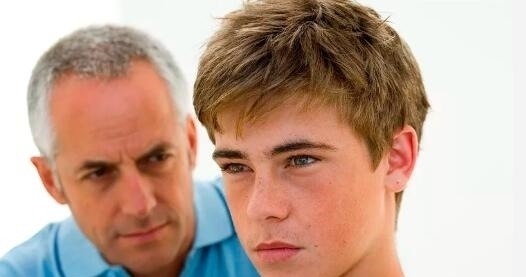 子女|老年人如何与成家后的子女们相处?做到这四点就行了