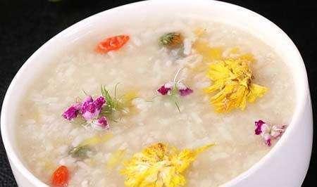 菊花粥|这个食材换种吃法,清热又解毒,全家老小都爱吃