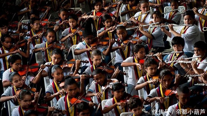 委内瑞拉|从卖菜女到指挥家——委内瑞拉女郎华丽转身