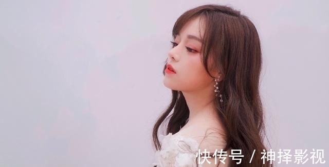 李荣浩|第十季《好声音》将采取四大导师加四小导师的模式,看点十足