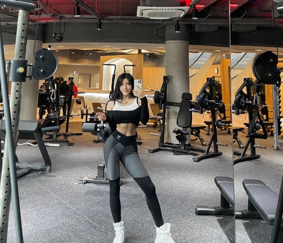 知名度|健身达人刘太阳，开健身馆收入不菲，穿旗袍秀完美身材