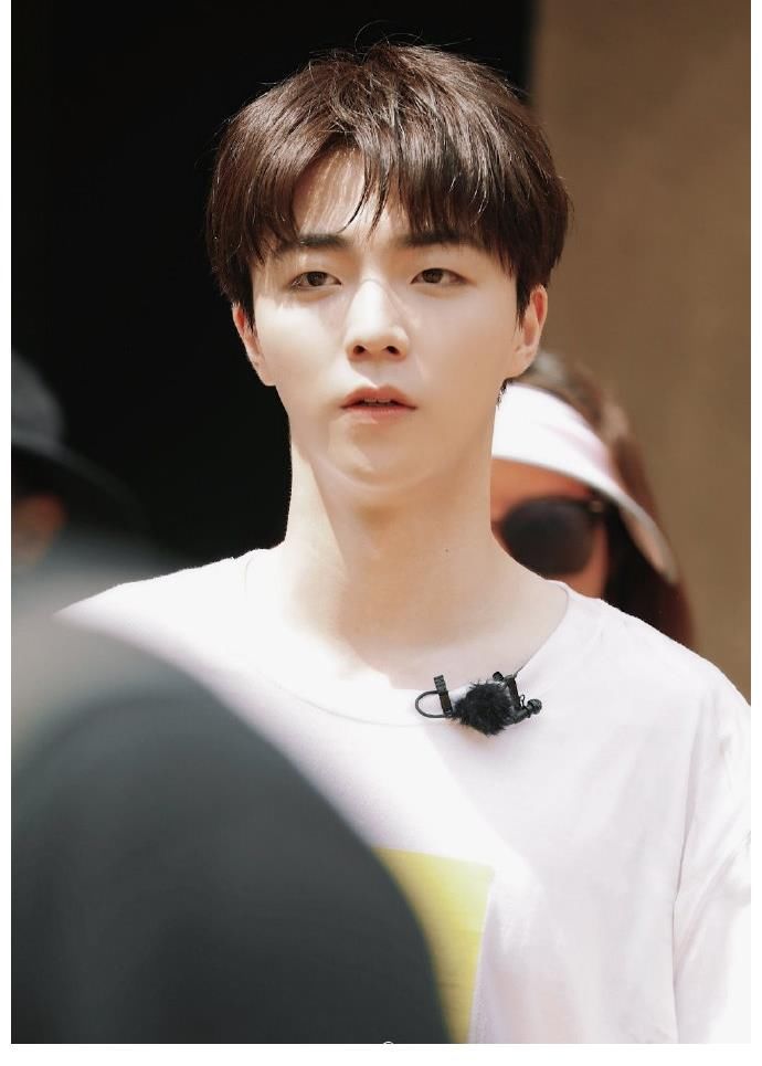 陳立農|陳立農綜藝路透曝光 休閑穿搭簡約不失活力