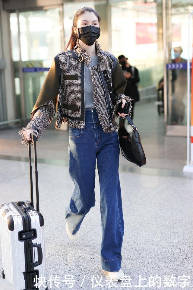 女人少穿西装吧，呆板还容易撞衫！现流行这5件外套，百搭显气质