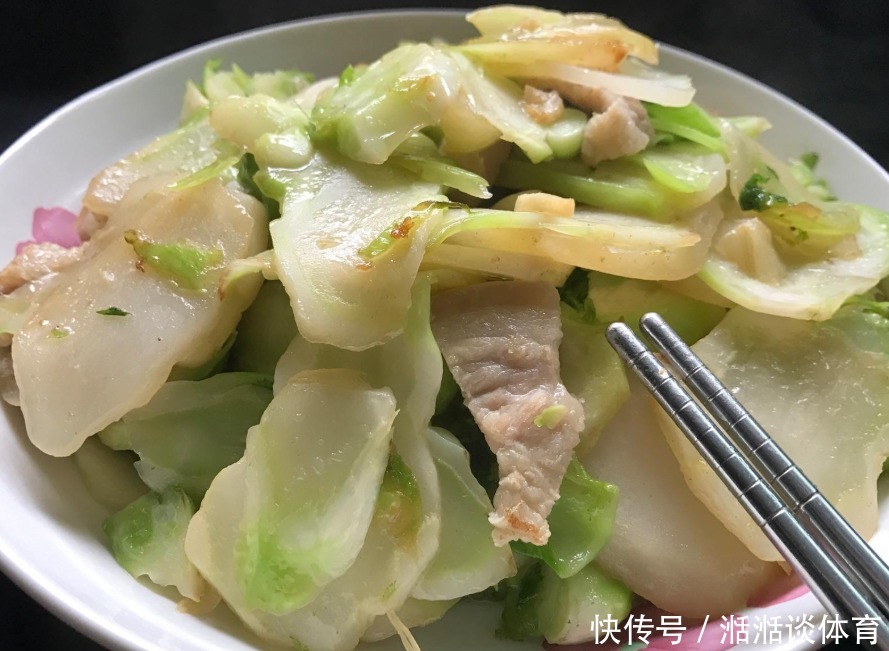 中薪|最补钙的不是牛奶,就是它,遇到多买些,补钙健脑,骨骼越来越强壮