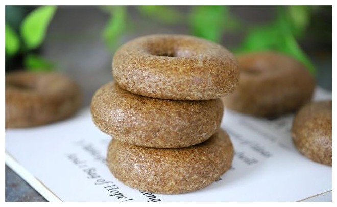 比包子有嚼劲,比甜面包更健康的面包,只需一次发酵,好吃不怕胖