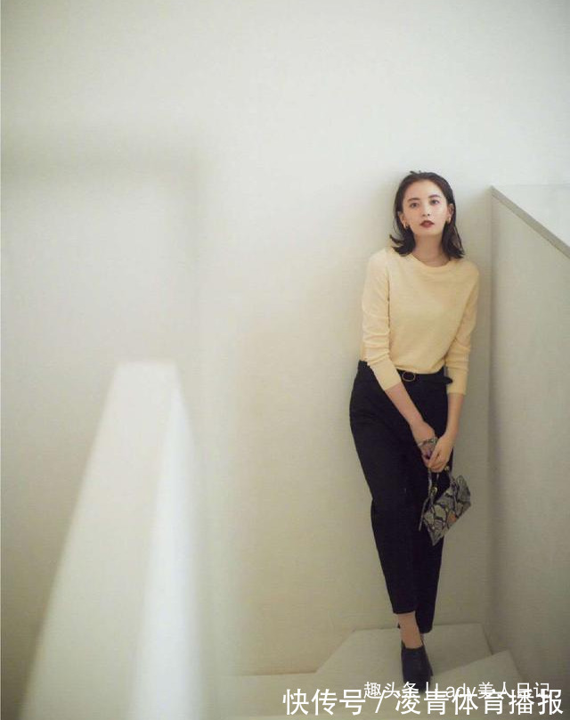 穿搭 早秋的高级美,我建议你穿“象牙白”,日本优衣库的穿搭供你借鉴