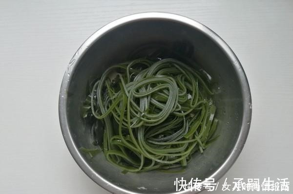 喝酒时，这个误区要避开，万不可拿它当下酒菜，吃多了不好！