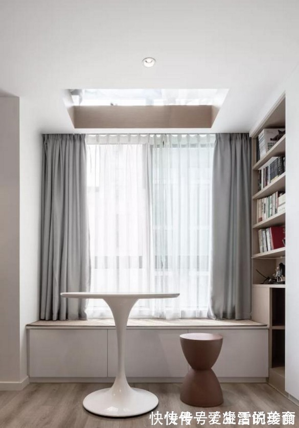 卡座|客厅面积小空间难利用参考这3套经典案例,打造高效多功能客厅