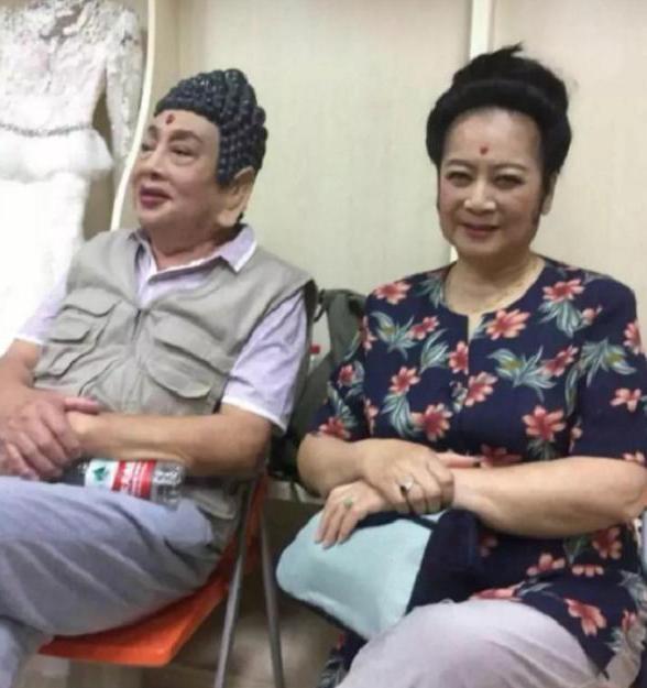 降龙伏虎#如来佛祖饰演者,去泰国买佛像,结果发现上面画的都是自己