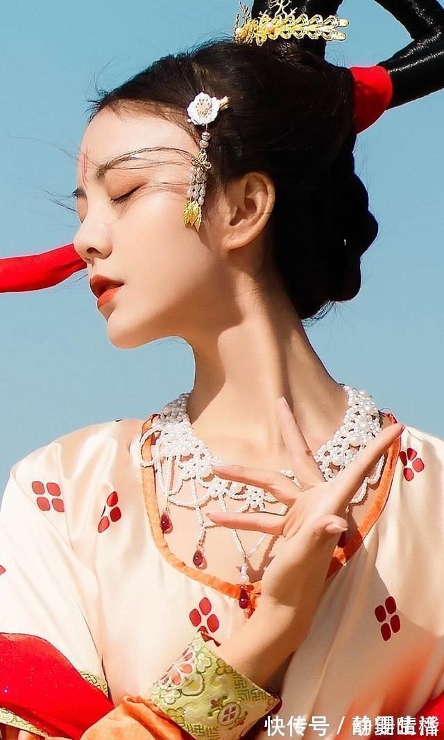 处世#白居易很著名的一首长诗,说破人生大道理,最后16字成处世金句